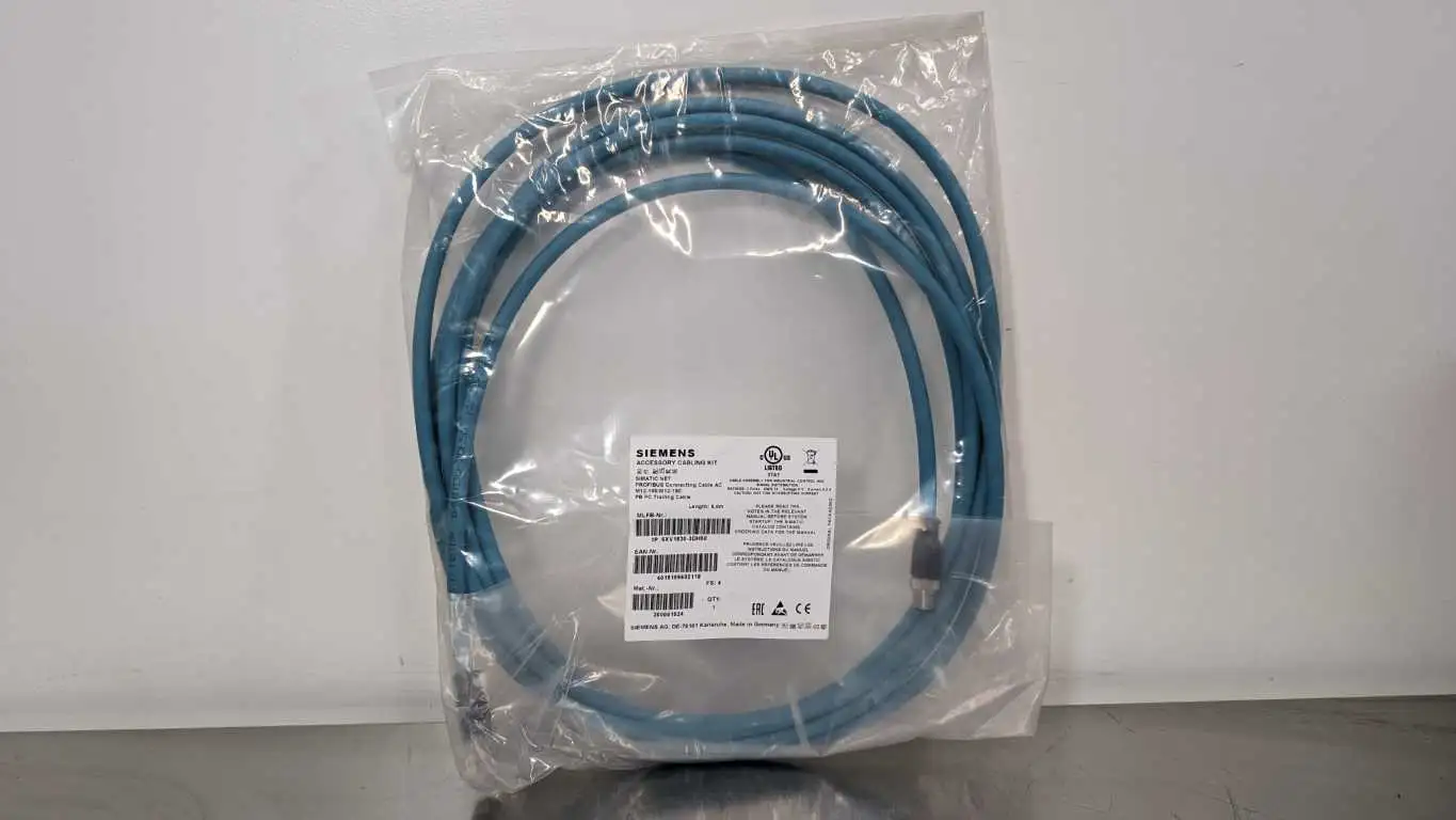 Siemens 6XV1830-3DH50 Profibus Connecting Cable AC M12-180/M12-180 5m