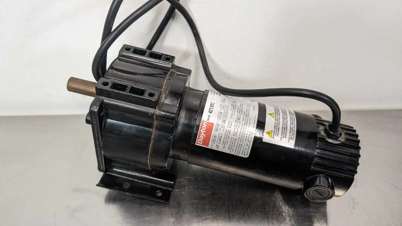 Dayton 4Z130C DC Gearmotor 1/8 – 1/6HP 81.1:1 22/33 RPM 90/130VDC