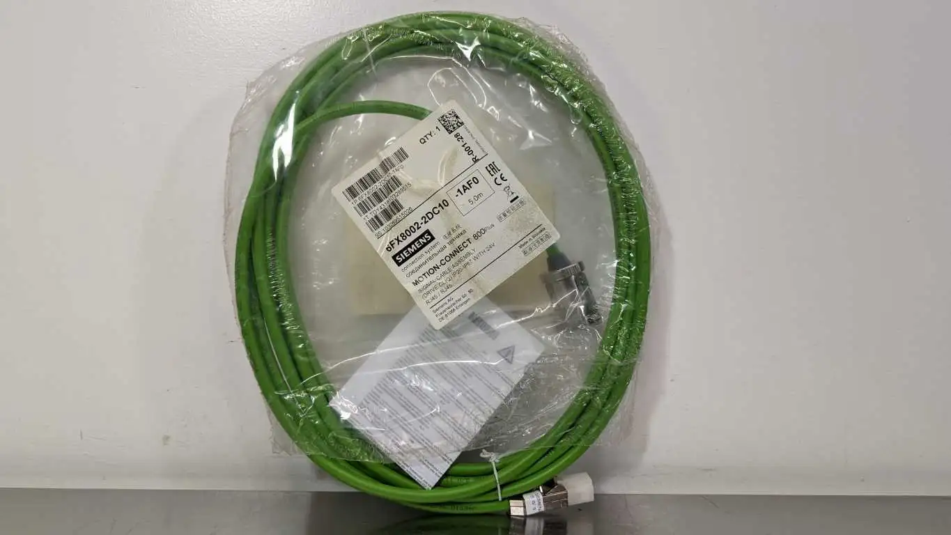 Siemens 6FX8002-2DC10-1AF0 Encoder Cable Motion-Connect 800Plus RJ45/RJ45 5m