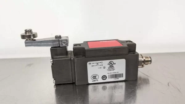 NZ2HS-511SVM5, Euchner, Limit Switch, 090867