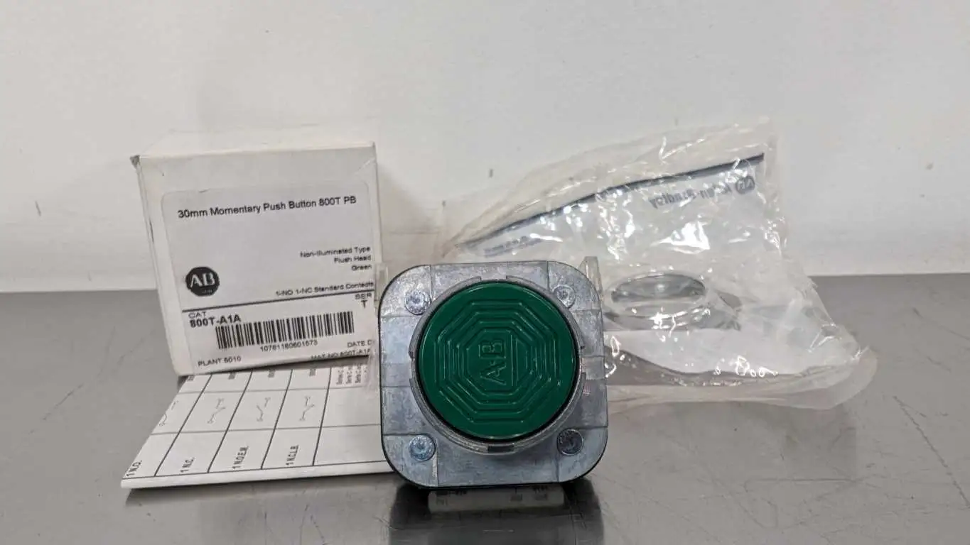 Allen-Bradley 800T-A1A 30mm Momentary Push Button Ser T Green Flush Head