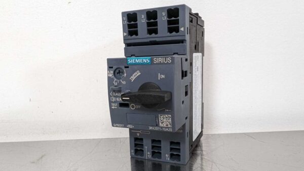 3RV2011-1GA20, Siemens, Circuit Breaker 5439 2 Siemens 3RV2011 1GA20 1