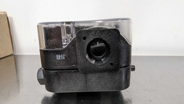 AA-A2-6-3, Dungs, Air Pressure Switch, 46020-3 5447 5 Dungs AA A2 6 3 1
