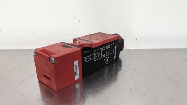 XCSPA593, Telemecanique, Safety Limit Switch