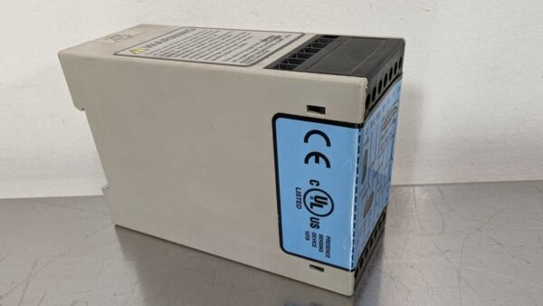 AT-FM-2A, Banner, Machine Safety Relay 5523 4 Banner AT FM 2A 1