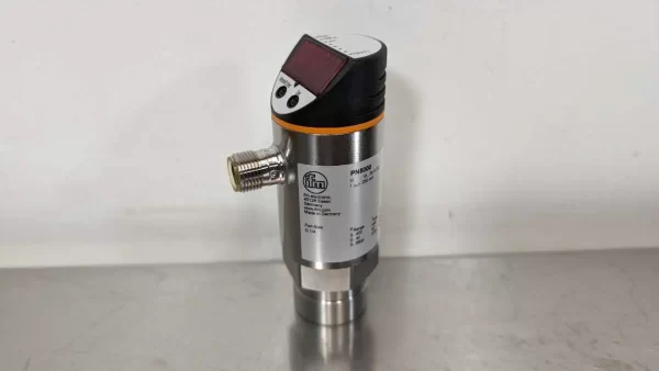 PN5000, IFM Efector, Pressure Sensor with Display, PN-400-SBR14-HFPKG/US//V