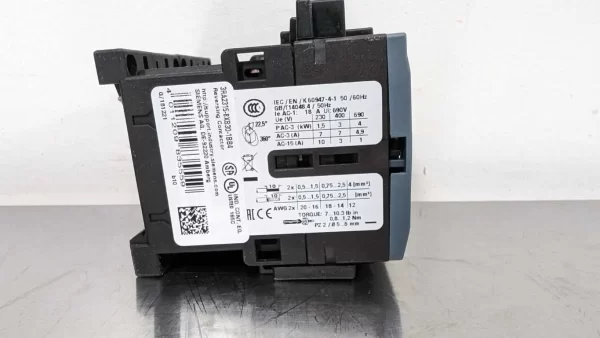 3RA2315-8XB30-1BB4, Siemens, Reversing Contactor