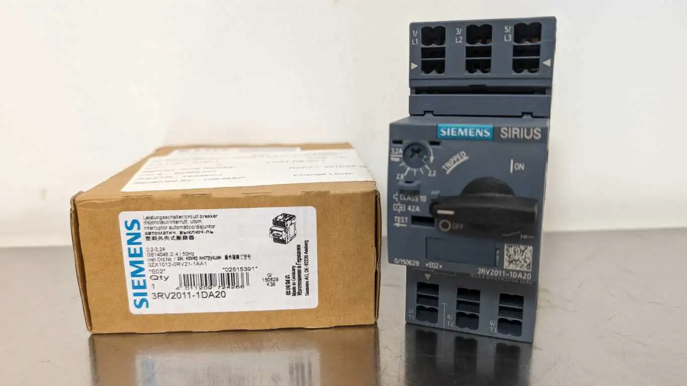 Siemens 3RV2011-1DA20 Circuit Breaker 2.2-3.2A