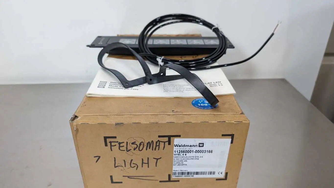 Waldmann 112560001-00003166 LED Linear Machine Tool Light MYEL 6 S