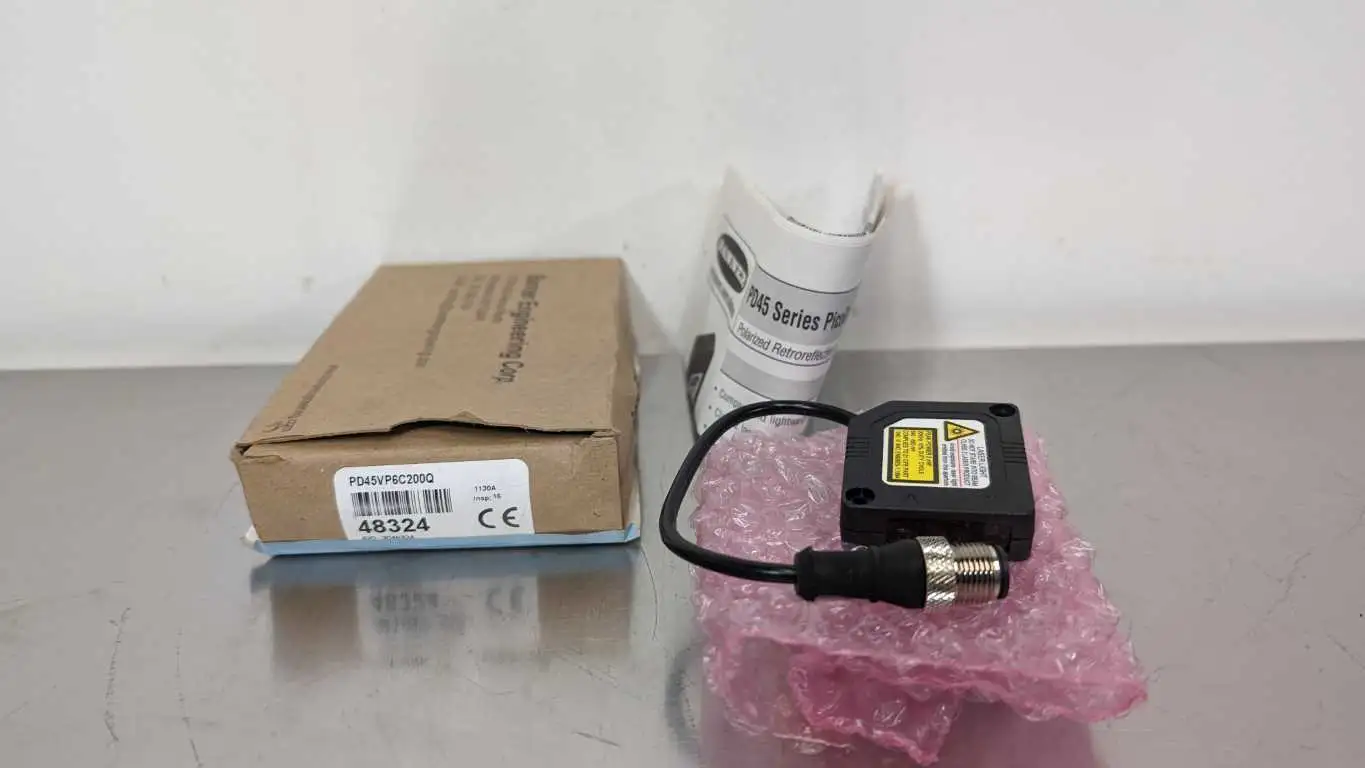 Banner PD45VP6C200Q Convergent Laser Sensor 48324 203mm Picodot 10-30VDC