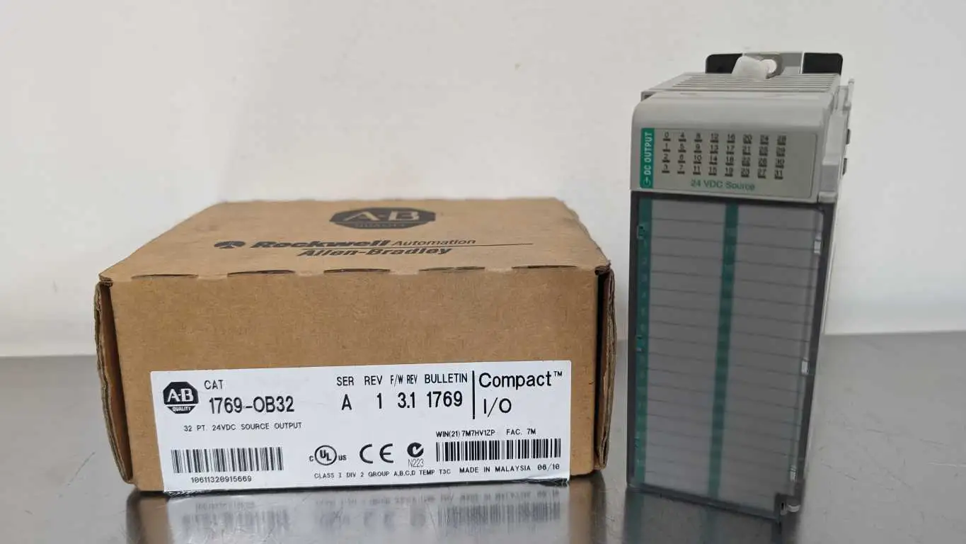 Allen-Bradley 1769-OB32 Sourcing Output Module Ser A Rev 1 FRM 3.1 32 Pt 20.4-26.4VDC