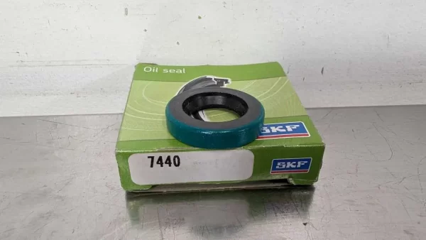 7440, SKF, Oil Seal