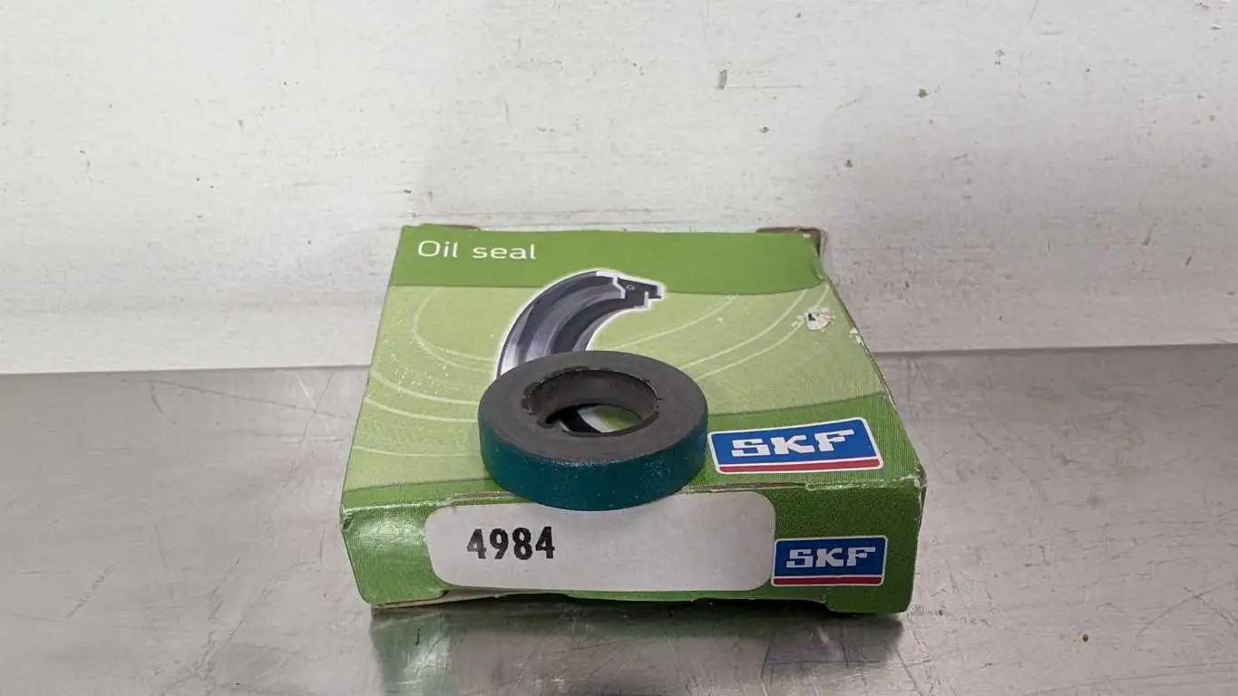 SKF 4984 Oil Seal CR