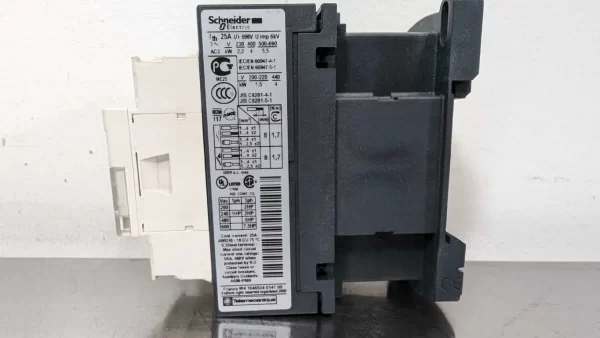 LC1D09LE7, Schneider Electric, Contactor