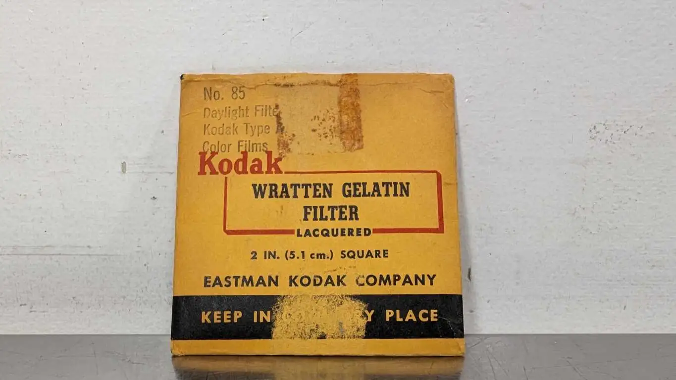 Kodak No 85 Wratten Gelatin Filter 2″ Square Daylight Filter Color Films