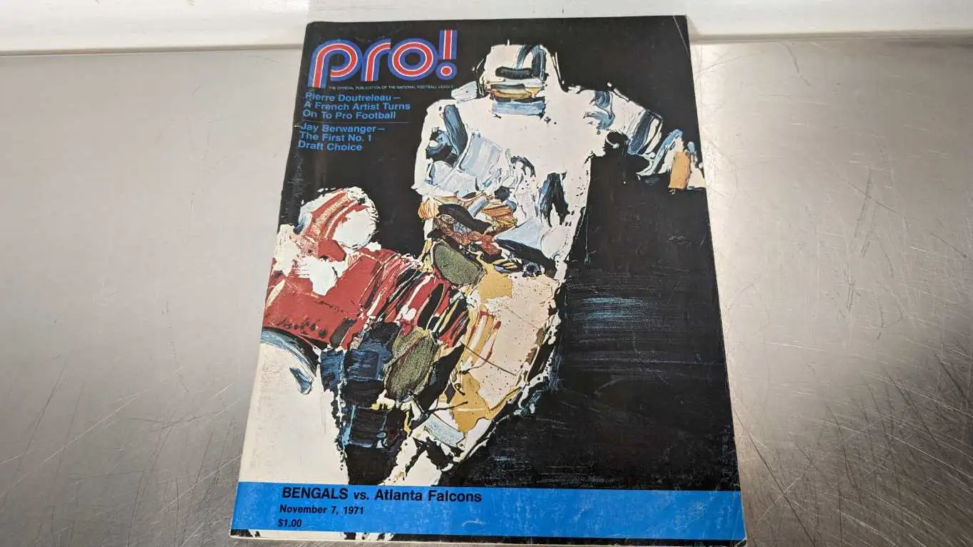 Pro! Volume 4 Number 7 November 7, 1971 Atlanta Falcons vs Cincinnati Bengals Program