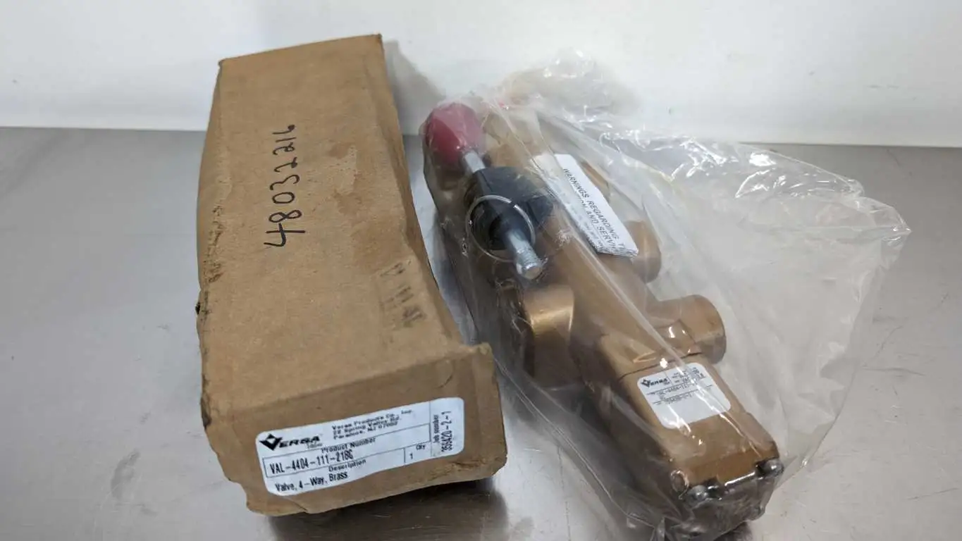 Versa VAL-4404-111-218C Brass Valve 4-Way