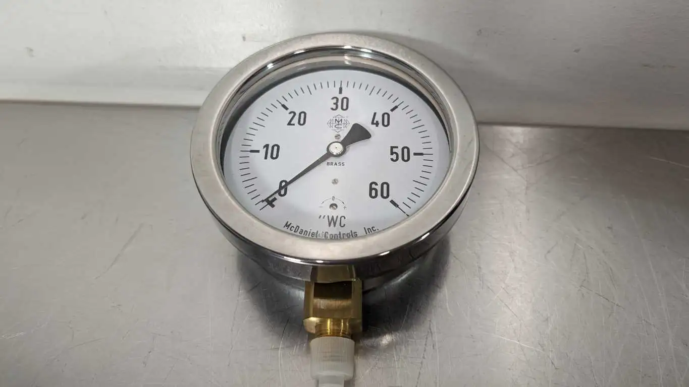 McDaniel Controls 4″ Brass 1/2″ NPT Gauge 0-60 “WC with 3-1/2” Diameter Dial Face