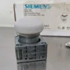 Siemens 3SB36 40-6BA60 Pilot Light 22mm White Lens with Concentric Rings only no lampholder