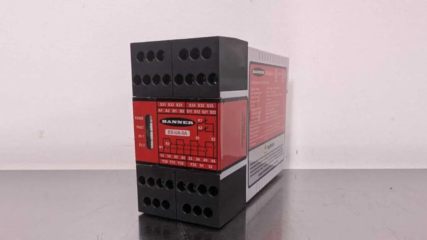 Banner ES-UA-5A Emergency Stop Relay 35 ms Max