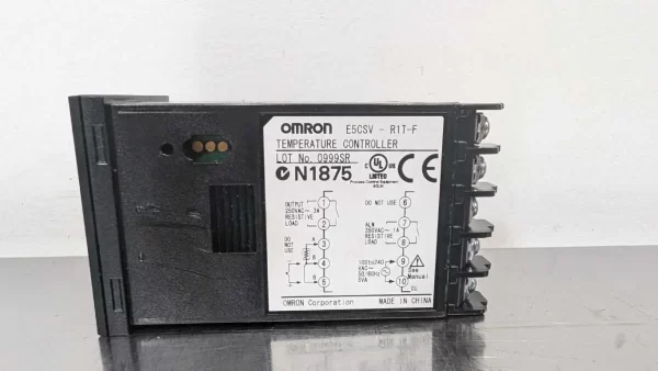 E5CSV-R1T-F, Omron, Temperature Controller