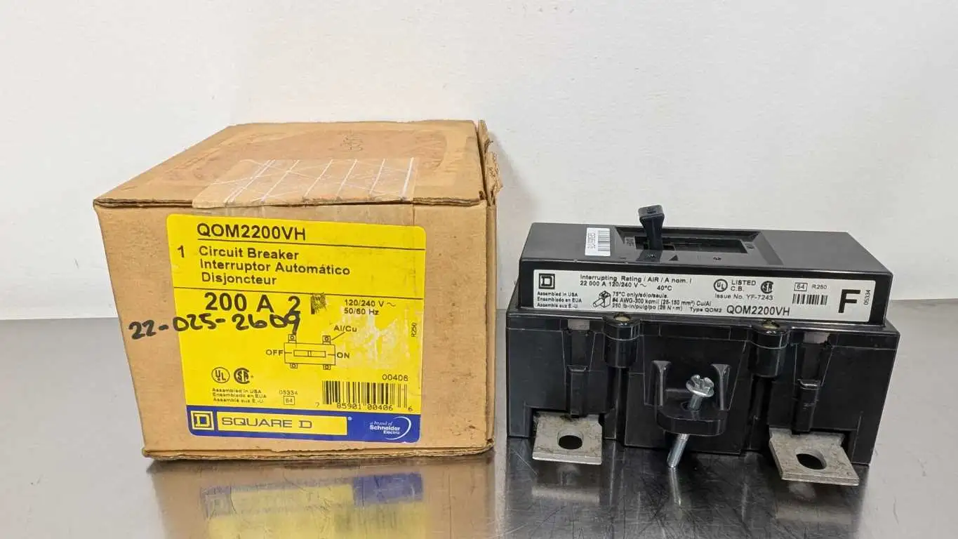 Square D QOM2200VH Circuit Breaker 200A 120/240VAC 200A 120/240VAC