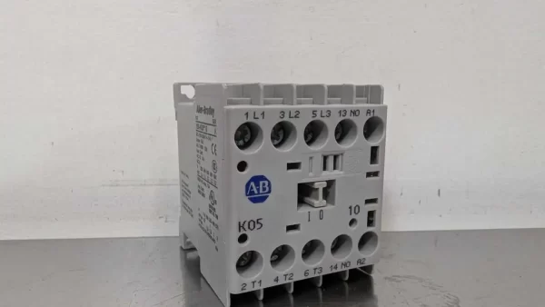 100-K05B10, Allen-Bradley, Mini Contactor