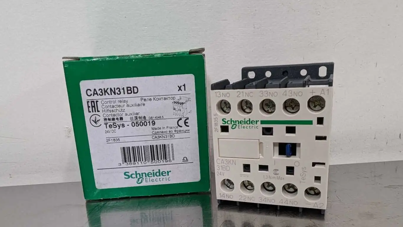 Schneider Electric CA3KN31BD Control Relay 3NO 1NC 24VDC Coil 10A TeSys 050019 690V