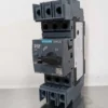 Siemens 3RV2711-1HD10 Circuit Breaker 8A 3 Pole