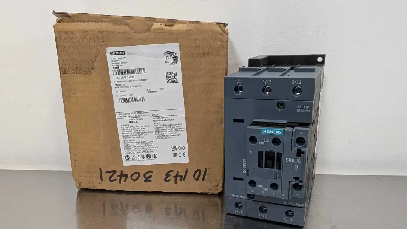 Siemens 3RT2045-1NB30 Contactor 1NO 1NC 80A S3