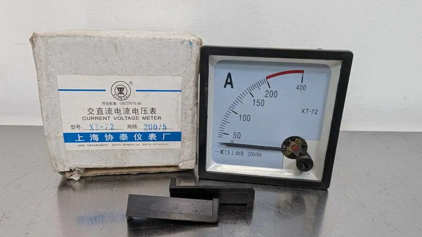 XIE TAI XT-72 AC Current Voltage Meter 66mm x 66mm ID 0-200V 5A