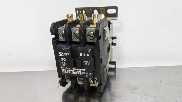 C25DNF325, Cutler-Hammer, Contactor