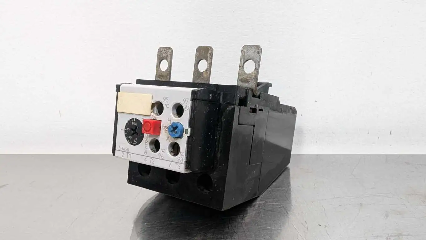 Siemens 3UA58 00-2T Overload Relay 40-57A