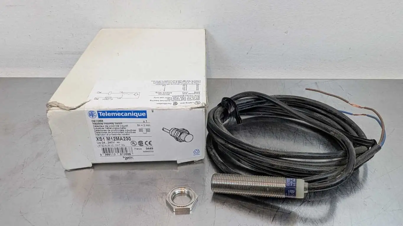 Telemecanique XS1 M12MA230 Inductive Proximity Sensor 2mm 24-240VAC