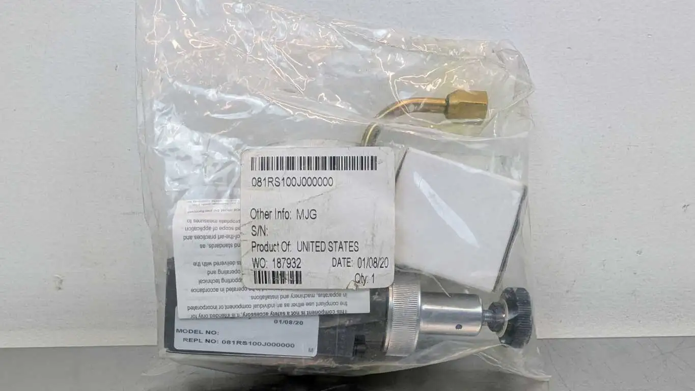 Numatics 081RS100J000000 Sandwich Single Air Regulator Max 46 cfm 10-130 PSI