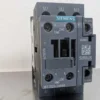 Siemens 3RT2023-1AK60 Contactor 1NO 1NC 110/120VAC Coil 400V 9A