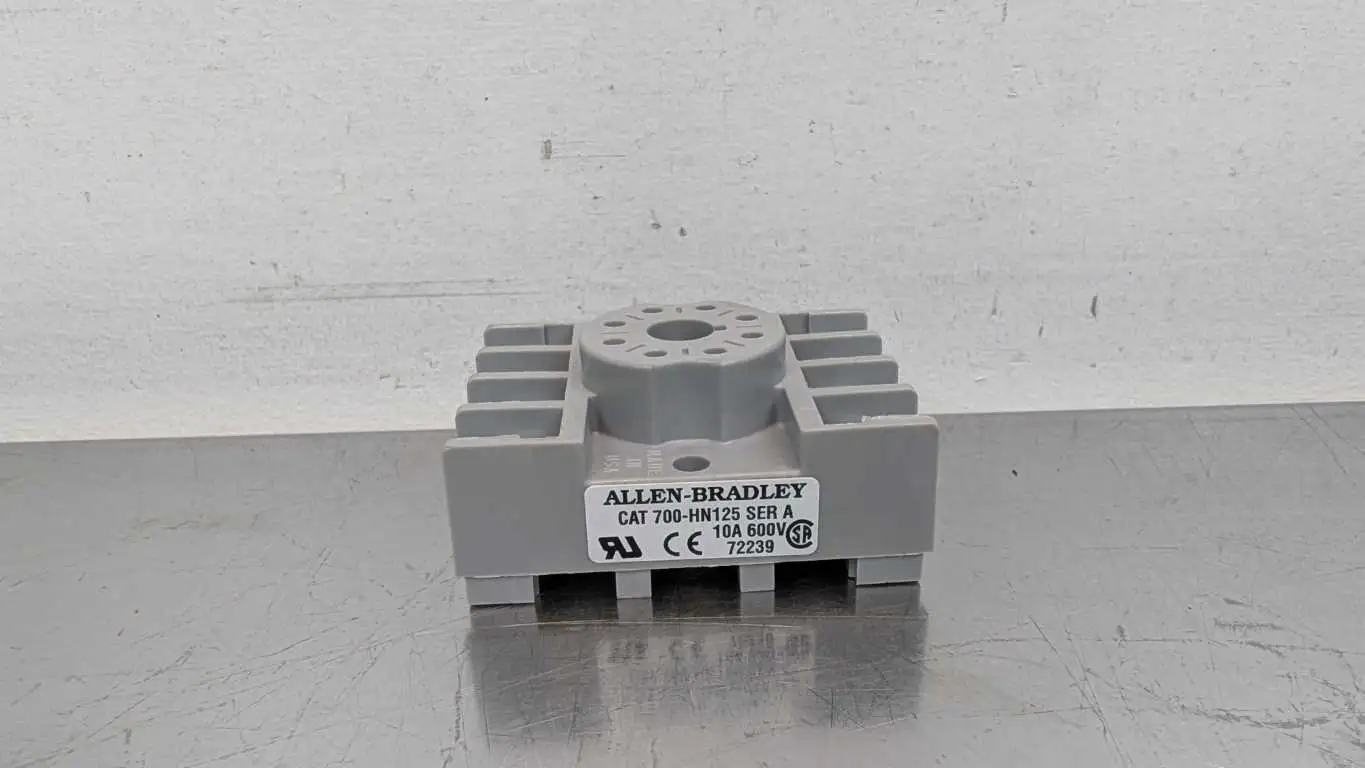 Allen-Bradley 700-HN125 Relay Base Ser A 8-Pin 600V 10A