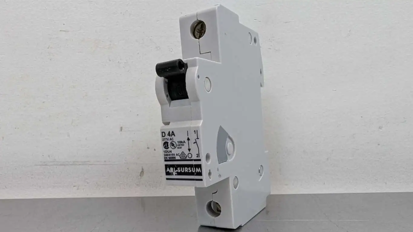 Altech 1DU4 Miniature Circuit Breaker D4A ABL SURSUM 277VAC 4A