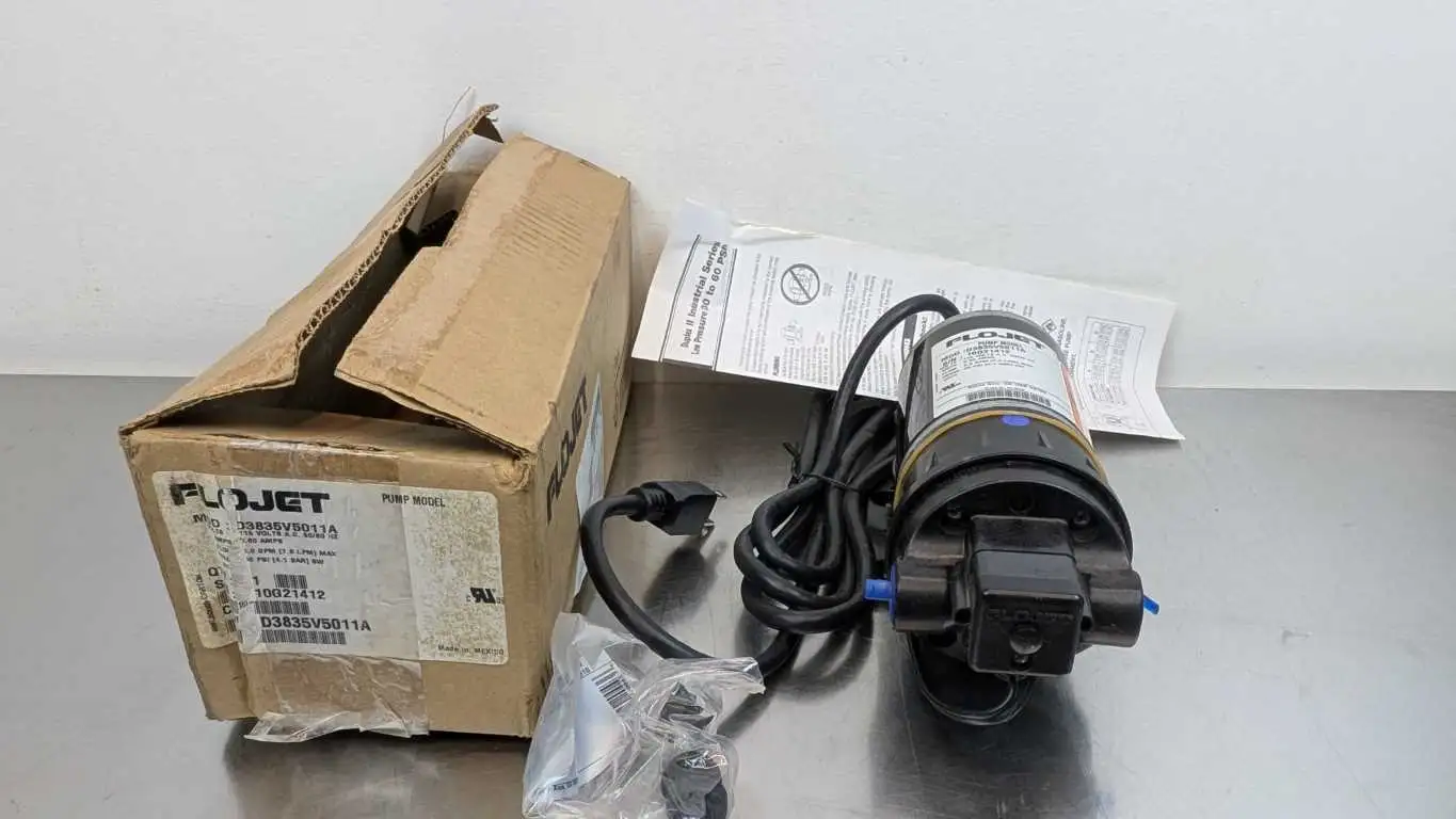 Flojet D3835V5011A Diaphragm Pump Duplex II 2.0 GPM 115VAC 0.6A