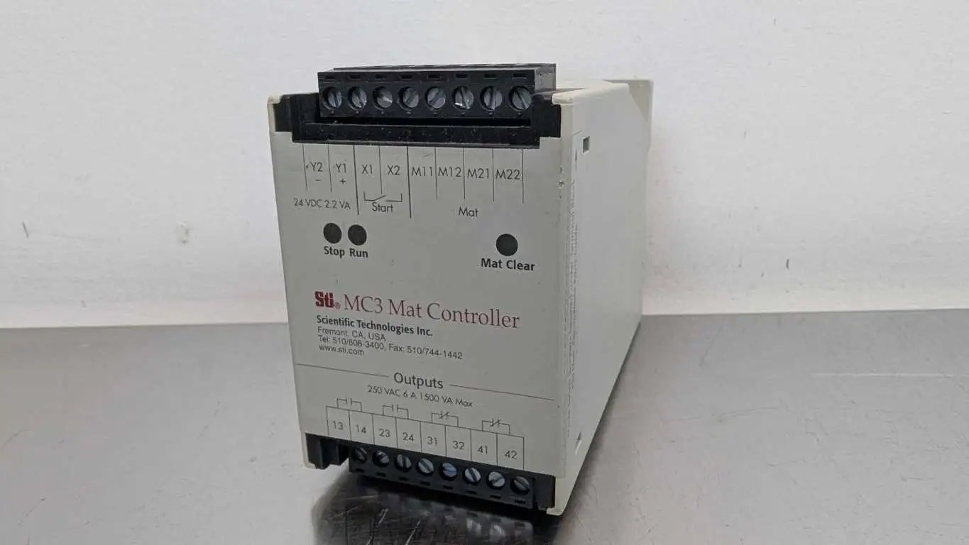 STI Omron 43767-0010 Safety Mat Controller MC3 24VDC 2.2A to 250VAC 6A