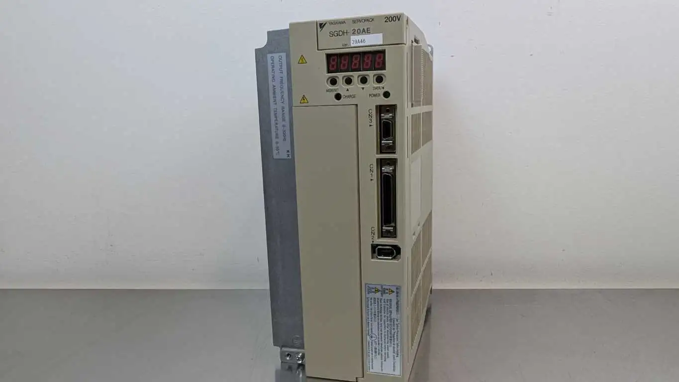 Yaskawa SGDH-20AE Servo Drive ServoPack 0-300Hz 200-230VAC 12A to 0-230VAC 18.5A