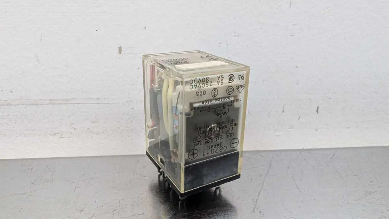 Omron MY4N-0870Y1 Relay 24VDC Coil 14-Pin 250VAC 5A