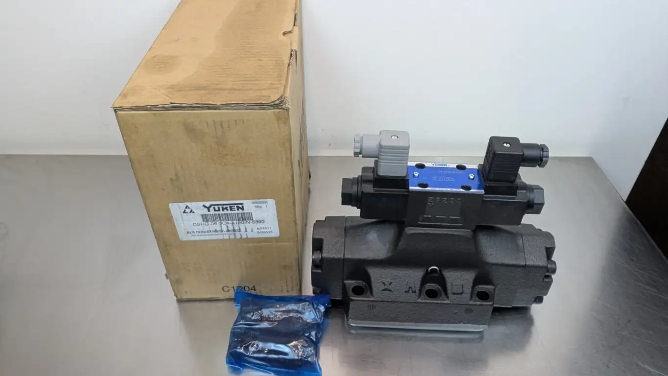 Yuken DSHG-06-3C4-A120-N-5390 Directional Valve Pilot Operated 120VAC