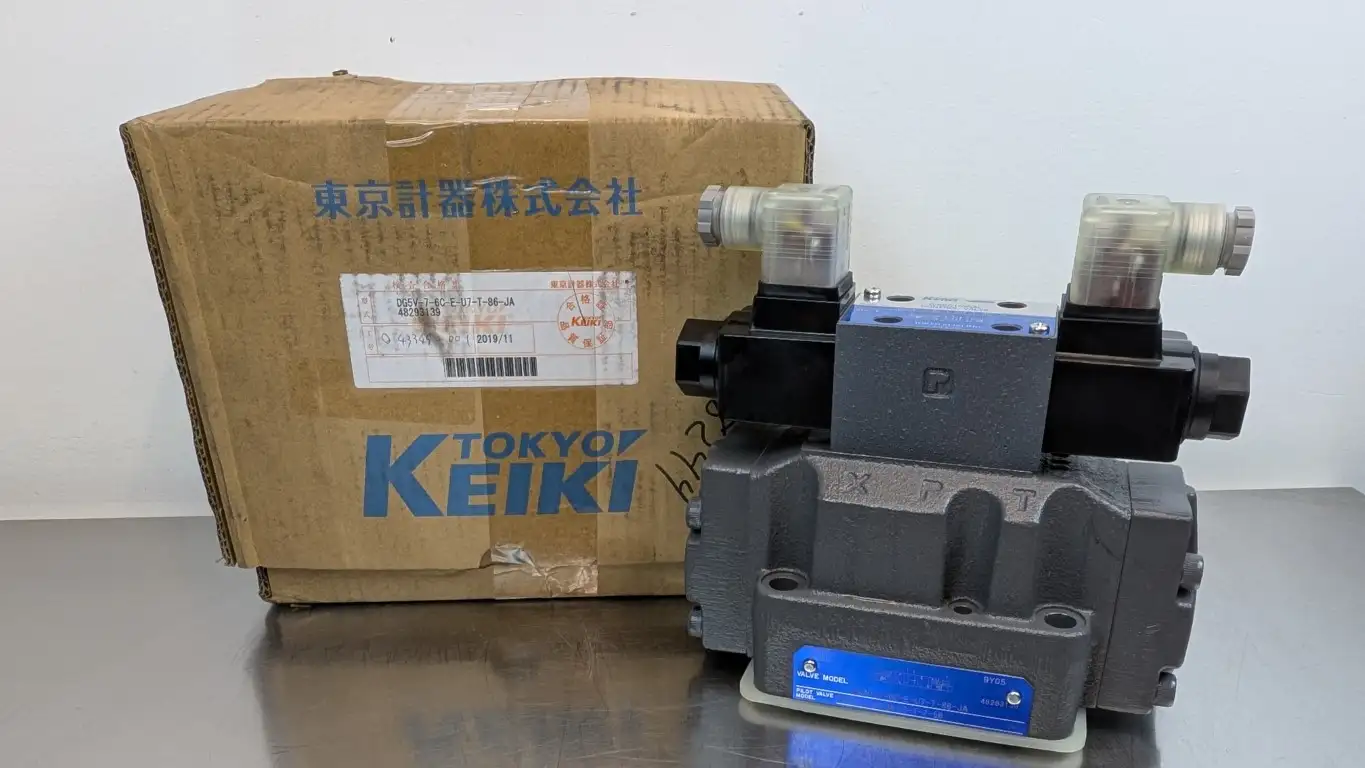 Tokyo Keiki DG5V-7-6C-E-U7-T-86-JA Pilot Operated Directional Control Valve 48293139